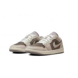 Кроссовки Air Jordan 1 Low SE Enigma Stone Pale Ivory - изображение 1