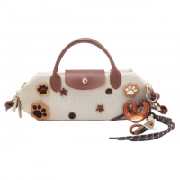 Сумка Burberry Customized Cosmetic Bag Tap Pretzel Cream