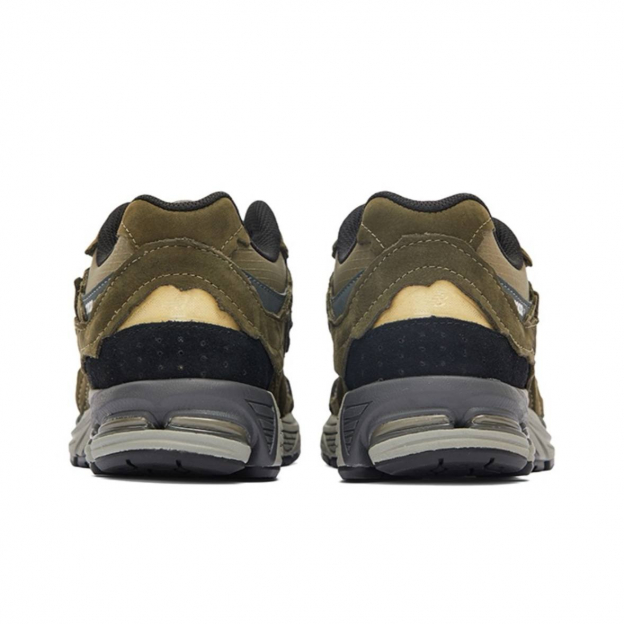 New Balance 2002R Protection Pack Dark Olive