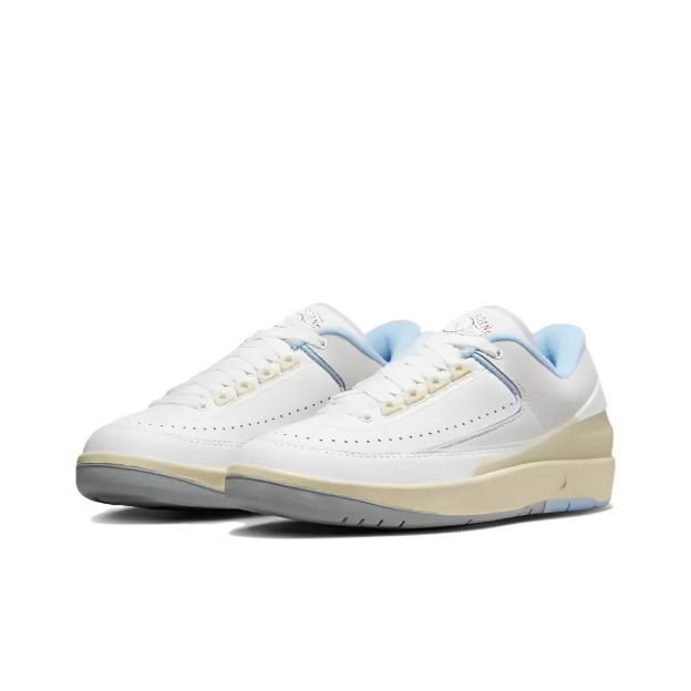 Air Jordan 2 Retro Low Summit White and Ice Blue