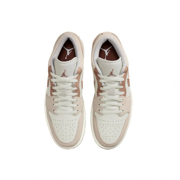 Air Jordan 1 Low SE Light Bone Archaeo Brown