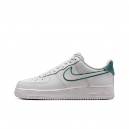 Nike Air Force 1 Low Resort and Sport