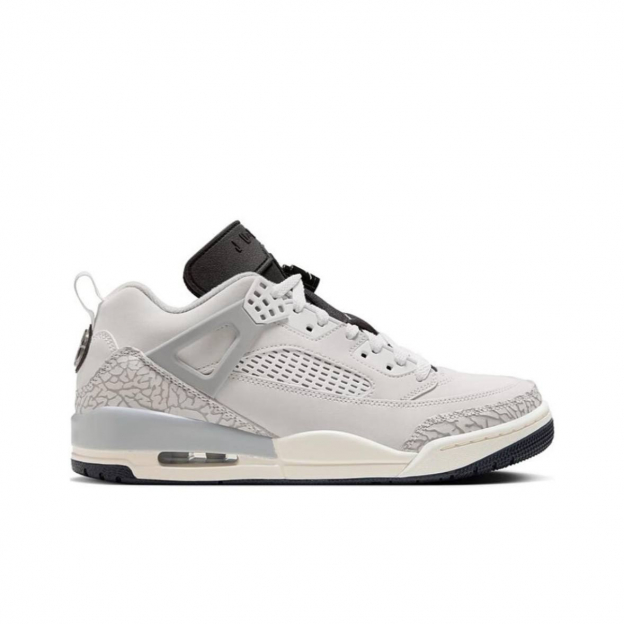 Jordan Spizike Low Photon Dust Sail