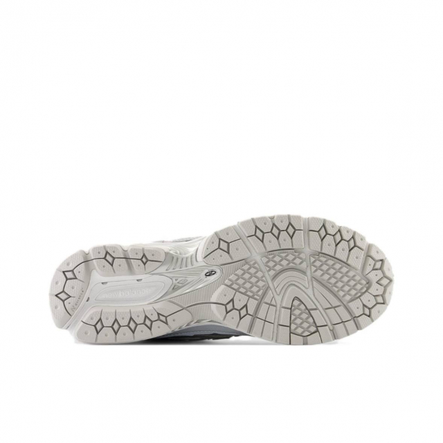 New Balance 1906R Protection Pack Silver Metallic