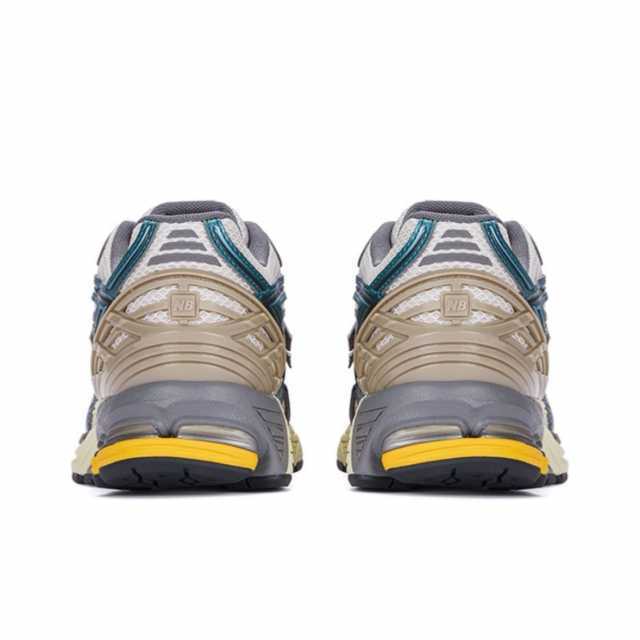 New Balance 1906R Metallic Teal