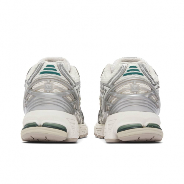 New Balance 1906R Sea Salt Silver