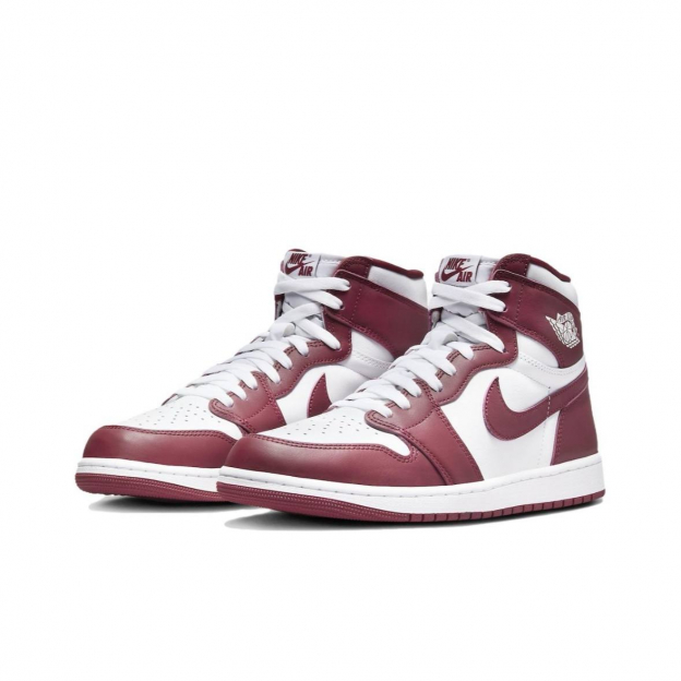 Air Jordan 1 Retro High OG Team Red 