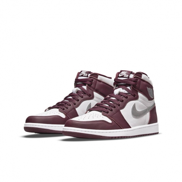 Air Jordan 1 Retro High OG Bordeaux