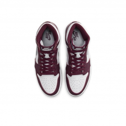 Air Jordan 1 Retro High OG Bordeaux