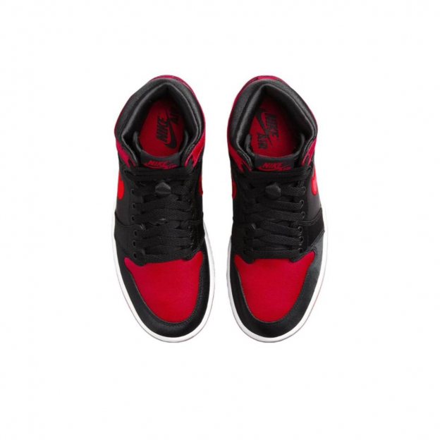 Air Jordan 1 Retro High OG Satin Bred