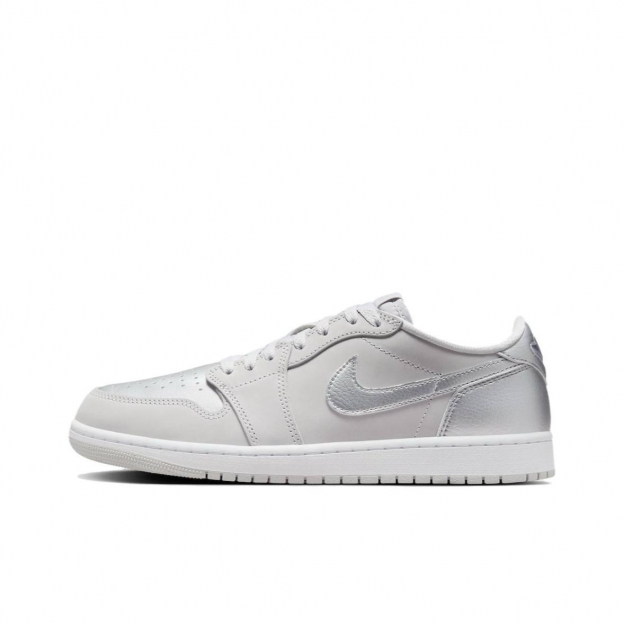 Air Jordan 1 Low OG Metallic Silver