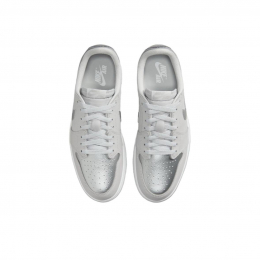 Air Jordan 1 Low OG Metallic Silver