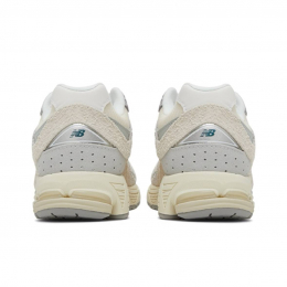 New Balance 2002R Linen