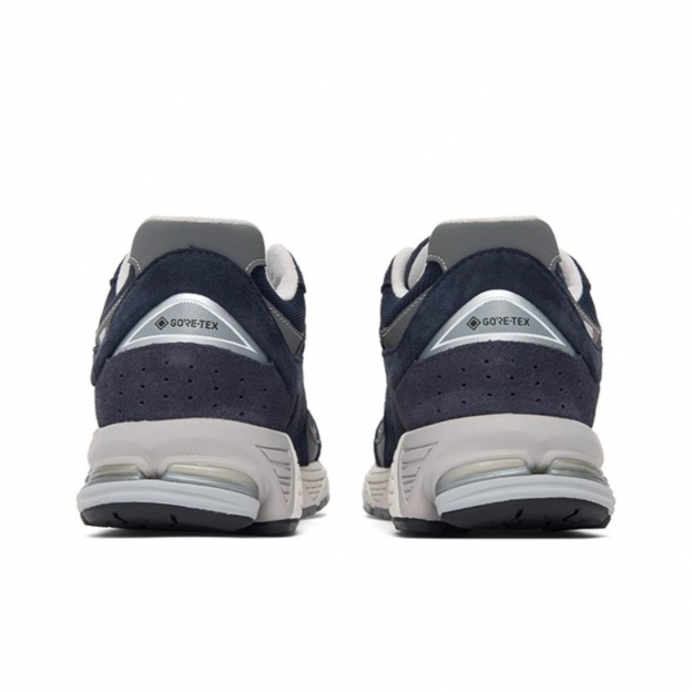 New Balance 2002R Gore-Tex Navy Grey 