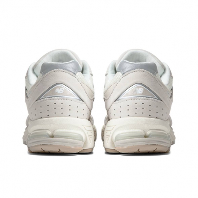 New Balance 2002R White Ivory