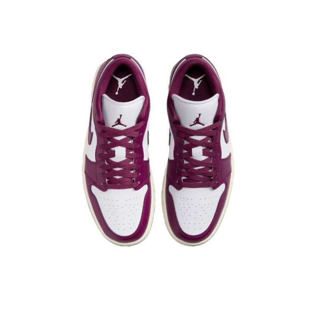 Air Jordan 1 Low Fireberry