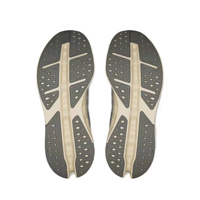 Кроссовки ON Cloudsurfer Max Beige Grey - изображение 4