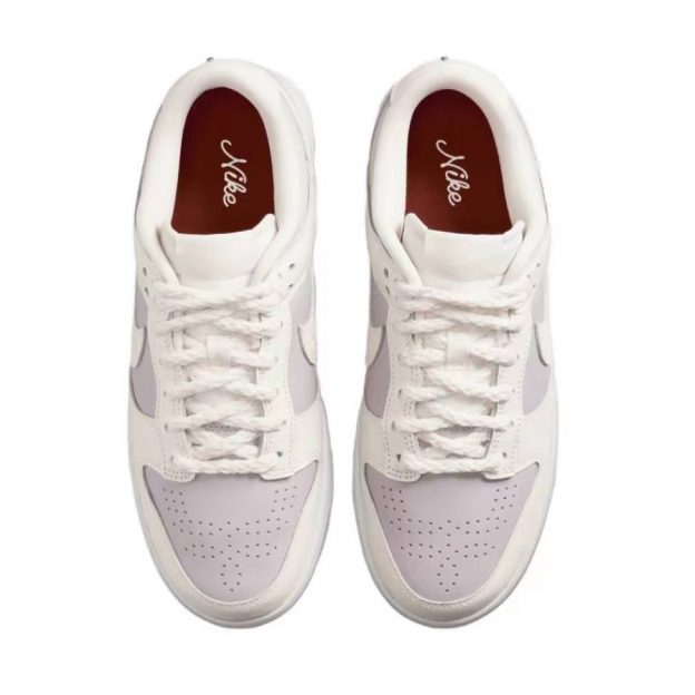 Кроссовки Nike Dunk Low Platinum Violet Sail - изображение 2
