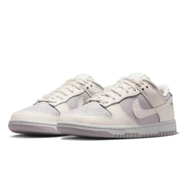 Кроссовки Nike Dunk Low Platinum Violet Sail - изображение 1