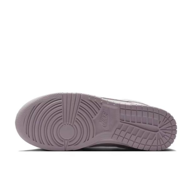 Кроссовки Nike Dunk Low Platinum Violet Sail - изображение 4
