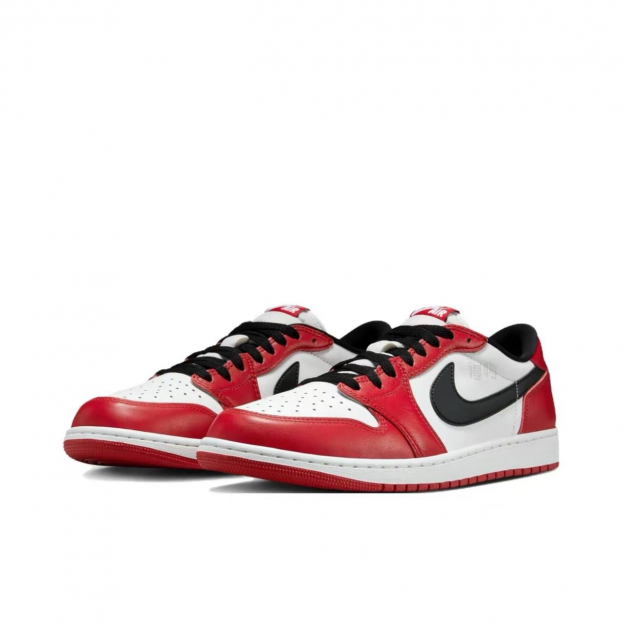 Air Jordan 1 Low OG Chicago