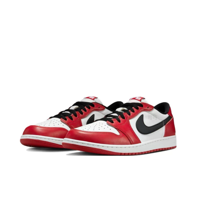 Air Jordan 1 Low OG Chicago