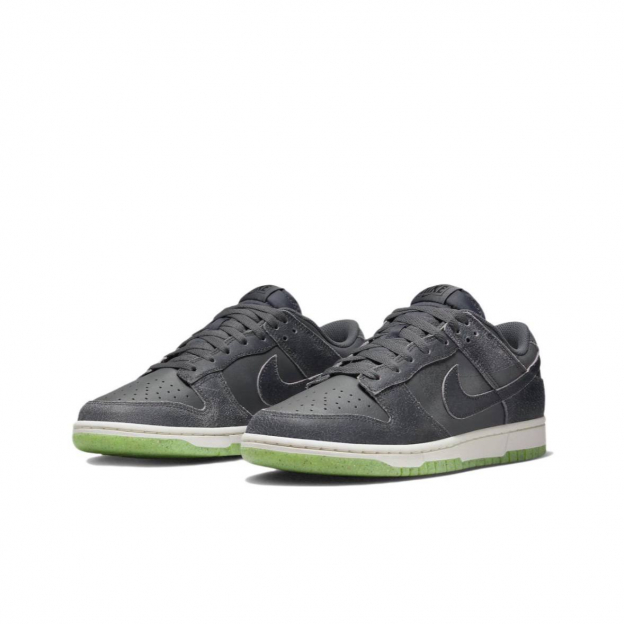 Nike Dunk Low Retro PRM Halloween 