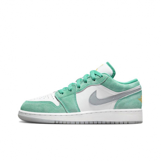 Air Jordan 1 Low  SE New Emerald