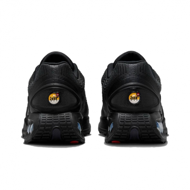 Nike Air Max DN Triple Black