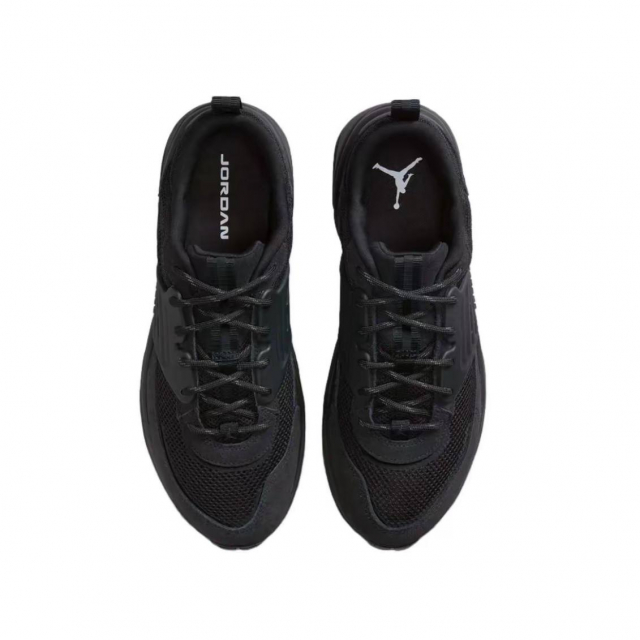 Кроссовки Jordan Trunner O/S Black - изображение 1