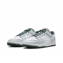 Nike Dunk Low Photon Dust Vintage Green