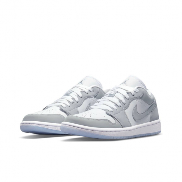 Air Jordan 1 Low White Wolf Grey 