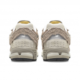 New Balance 2002R Protection Pack Driftwood