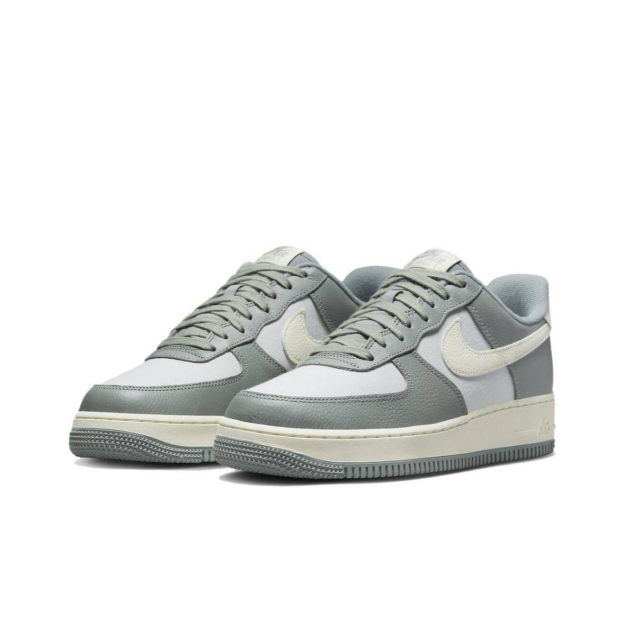 Nike Air Force 1 Low Mica Green