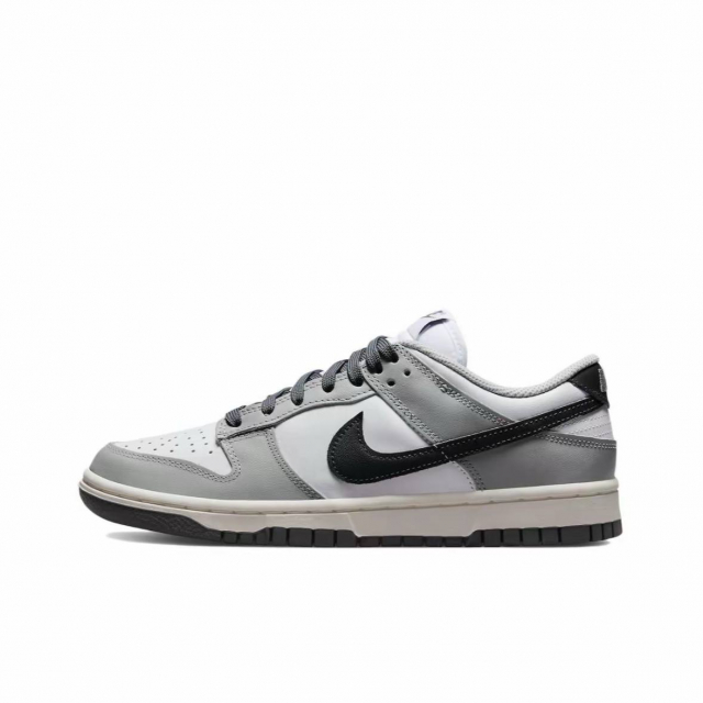 Nike Dunk Low «Light Smoke Grey»