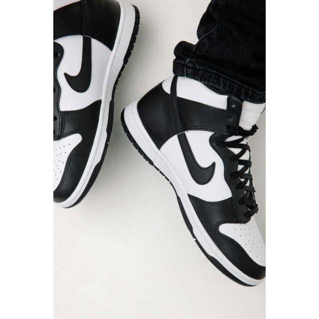 Nike Dunk High Black White 