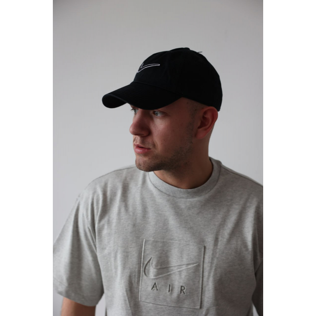 Кепка Nike Essential Swoosh Cap Black White