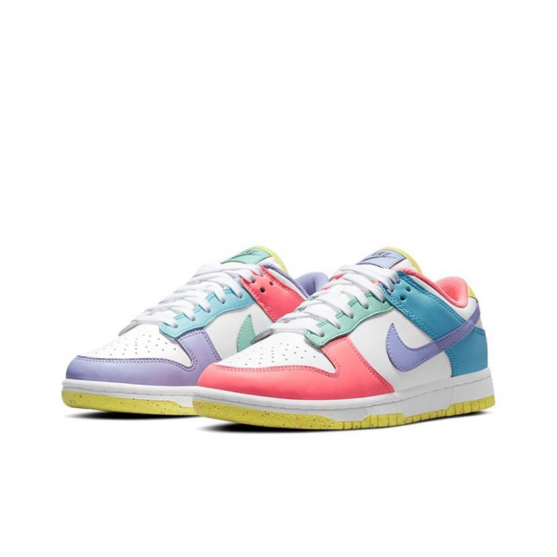 Nike Dunk Low SE Easter