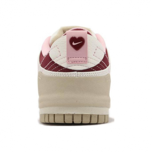 Nike Dunk Low Disrupt 2 Valentine’s Day 