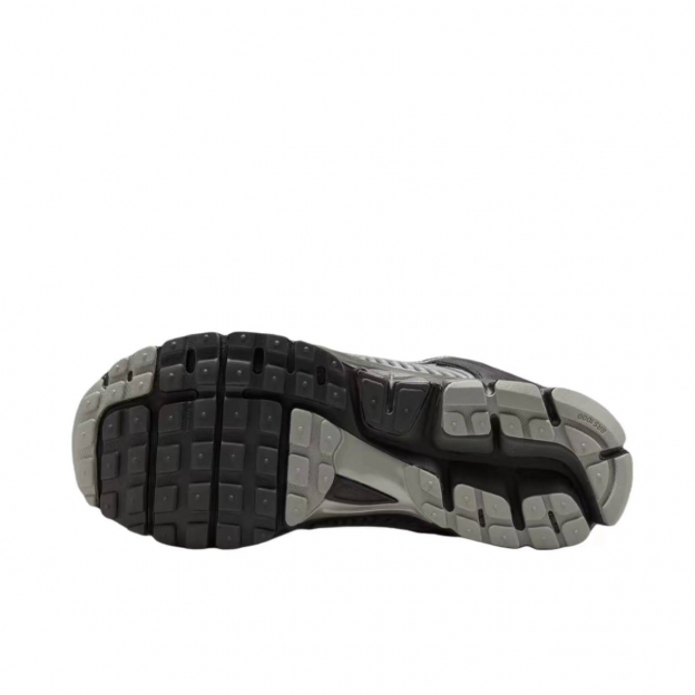 Кроссовки Nike Zoom Vomero 5 Anthracite Flat Silver Black