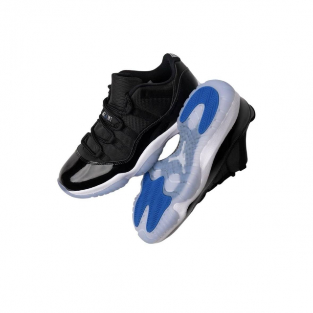 Air Jordan 11 Retro Low Space Jam