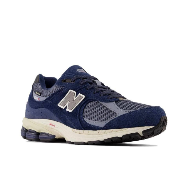 New Balance 2002R Gore-Tex Navy Arctic Grey