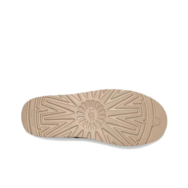 UGG Campfire Crafted Regenerate Brown