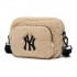 MLB NY Shoulder Bag Fleece Beige Black