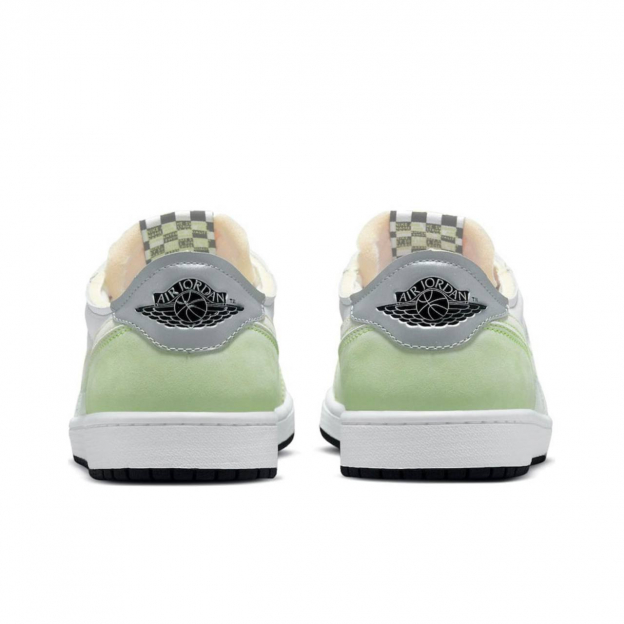 Air Jordan 1 Low OG Ghost Green