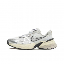 Nike V2K Run Runtekk Summit White Metallic Silver