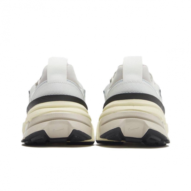 Nike V2K Run Runtekk Summit White Metallic Silver