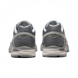 Asics Gel-Flux 4 Triple Grey