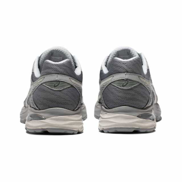 Asics Gel-Flux 4 Triple Grey