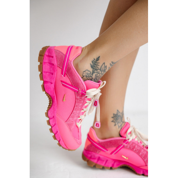 Nike x Jacquemus Air Humara LX pink